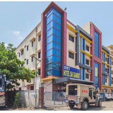 Sai Samrat Hotel Shirdi Buitenkant foto
